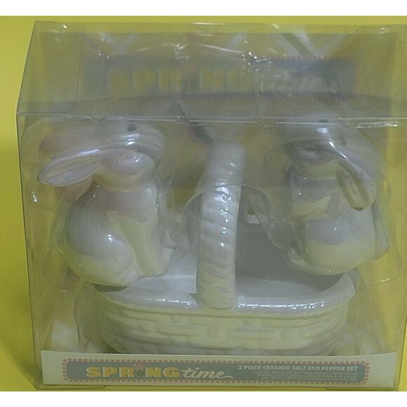 3 peice set Bunny Rabbit Salt & Pepper Shaker Set & Basket Tray EASTER White - Picture 2 of 7